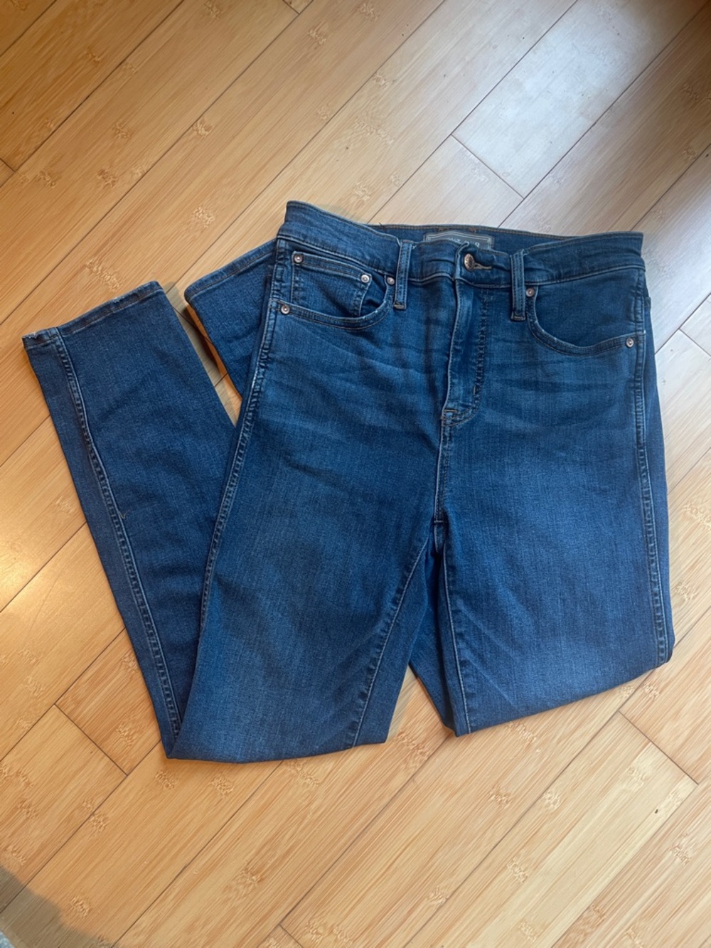 J Crew Point Sur 10 inch hightower straight size 26 jeans